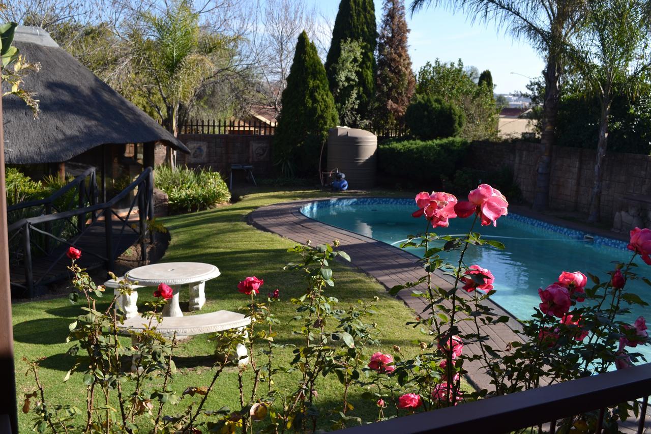 Oasis Of Life Guest House Witbank Zewnętrze zdjęcie