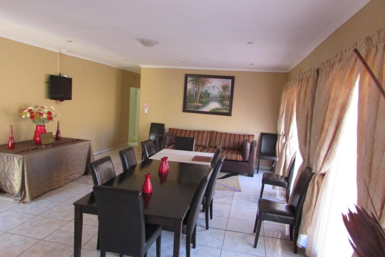 Oasis Of Life Guest House Witbank Zewnętrze zdjęcie